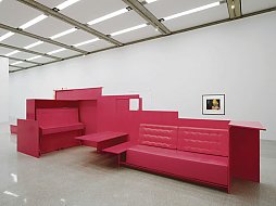 Wunschdenken: Dieser "Living Room" von Stephen Prina könnte Karola Kraus gefallen.
