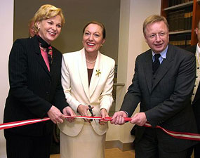Tourismusstaatssekretärin Mares Rossmann, Außenministerin Benita Ferrero-Waldner und Kulturstaatssekretär Franz Morak. / ©Bild: APA