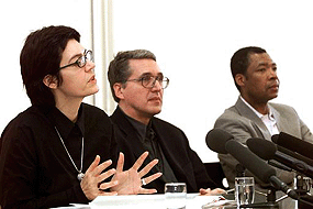 Ute Meta Bauer, Boris Groys und Okwui Enwezor / �Bild: APA