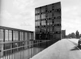 Der Turm des 20er Hauses wurde entbehrlich: Mit dem neuen Hauptbahnhof bekommt das Museum Büro- und Wohnhäuser mit 35 bis 60 Meter Höhe als Vis-à-vis. Da sieht der Museumsturm mickrig aus. Foto:  Atelier Krischanitz