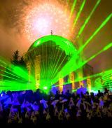 Mit einer riesigen Show startet Istanbul in das Kulturhauptstadt-Jahr. Foto: epa/Szigetvary