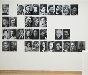 Artikelbild: Ausstellungsansicht "Quasi dasselbe...?" im Kunstpavillon Innsbruck. - Foto: Thalmair