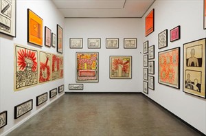 Artikelbild: 

Keith Haring setzte Bilder als Worte ein: Ausstellungsansicht mit 
Sumi-Tusche-Zeichnungen in der Kunsthalle Wien - Foto:  Kunsthalle/Wyckoff