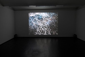 Foto: Fotogalerie Wien Artikelbild: Public Tracks zeigt Identitätsstiftung im virtuellen Netzwerk. - Foto: Fotogalerie Wien