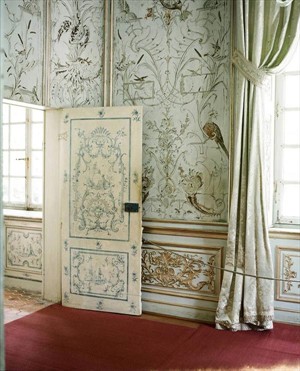 Artikelbild: Matthias Herrmann zeigt eine privatere Seite seines Werks: "Nymphenburg, Amalienburg 12. VI. 2010" - Foto: Galerie Steinek