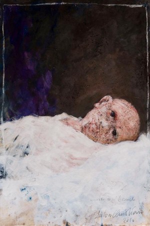 Artikelbild: "Warten auf Besuch" - Anton Christian zeigt im Innsbrucker Zeughaus die 
Schau "Treibgut". - Foto: Tiroler Landesmuseen 