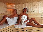 Nach der Sauna ist die Haut rosiger und frischer
