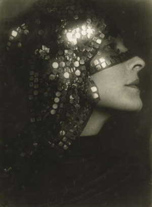 Foto: Albertina, Wien Artikelbild: Porträt der SchauspielerinSibylle Binder (um 1935) von Trude
Fleischmann. - Foto: Albertina, Wien
