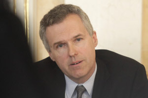 Foto: Reuters/HERWIG PRAMMER Artikelbild: Christoph Thun-Hohenstein will als Mak-Direktor aus dem Museum für
angewandte Kunst kein Designmuseum machen und den Flakturm verstärkt ins
öffentliche Bewusstsein rücken. - Foto: Reuters/HERWIG PRAMMER