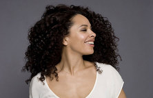 Soul-Stimme Joy Denalane im Portrait Soul-Stimme Joy Denalane im Portrait