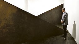 Diese Richard-Serra-Skulptur kostete 4,5 Millionen Euro. Foto:Galerie m Diese Richard-Serra-Skulptur kostete 4,5 Millionen Euro. Foto:Galerie m