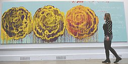 Cy Twombly hatte ein Faible für ungewöhnliche und große Formate: „The Rose (III)”. Foto:apa/Andy Rain