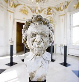 Franz Xaver Messerschmidt und seine Studienköpfe.