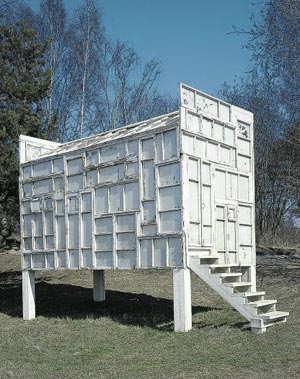 Foto: Yuri Palmin Artikelbild: ... und ein Pavillon für ausgelassene Wodka-Zeremonien: - Foto: Yuri Palmin