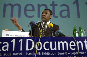 documenta-Leiter Okwui Enwezor / �Bild: APA